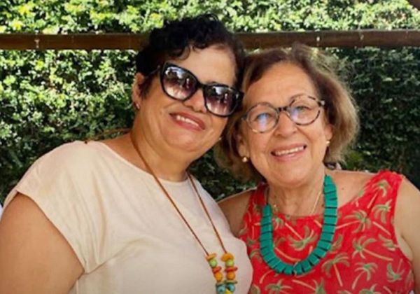 Elisângela deixa o PT e se filia ao PSB