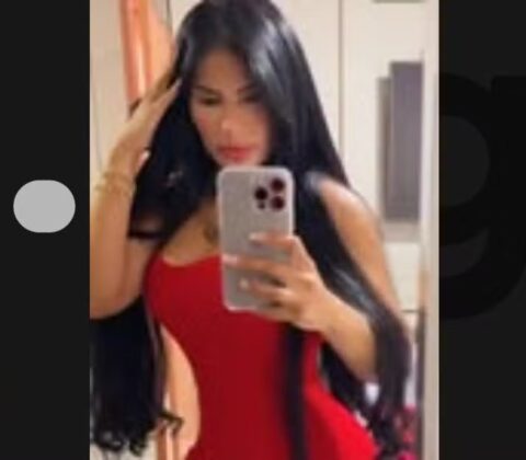 Imagem do post Mulher é assassinada a tiros dentro de carro
