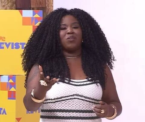 Imagem do post Prints! Naiara Oliveira revela comentários maldosos sobre sua carreira na TV