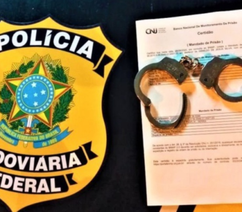 Imagem do post PRF prende homem por dívida de pensão alimentícia na BR-116