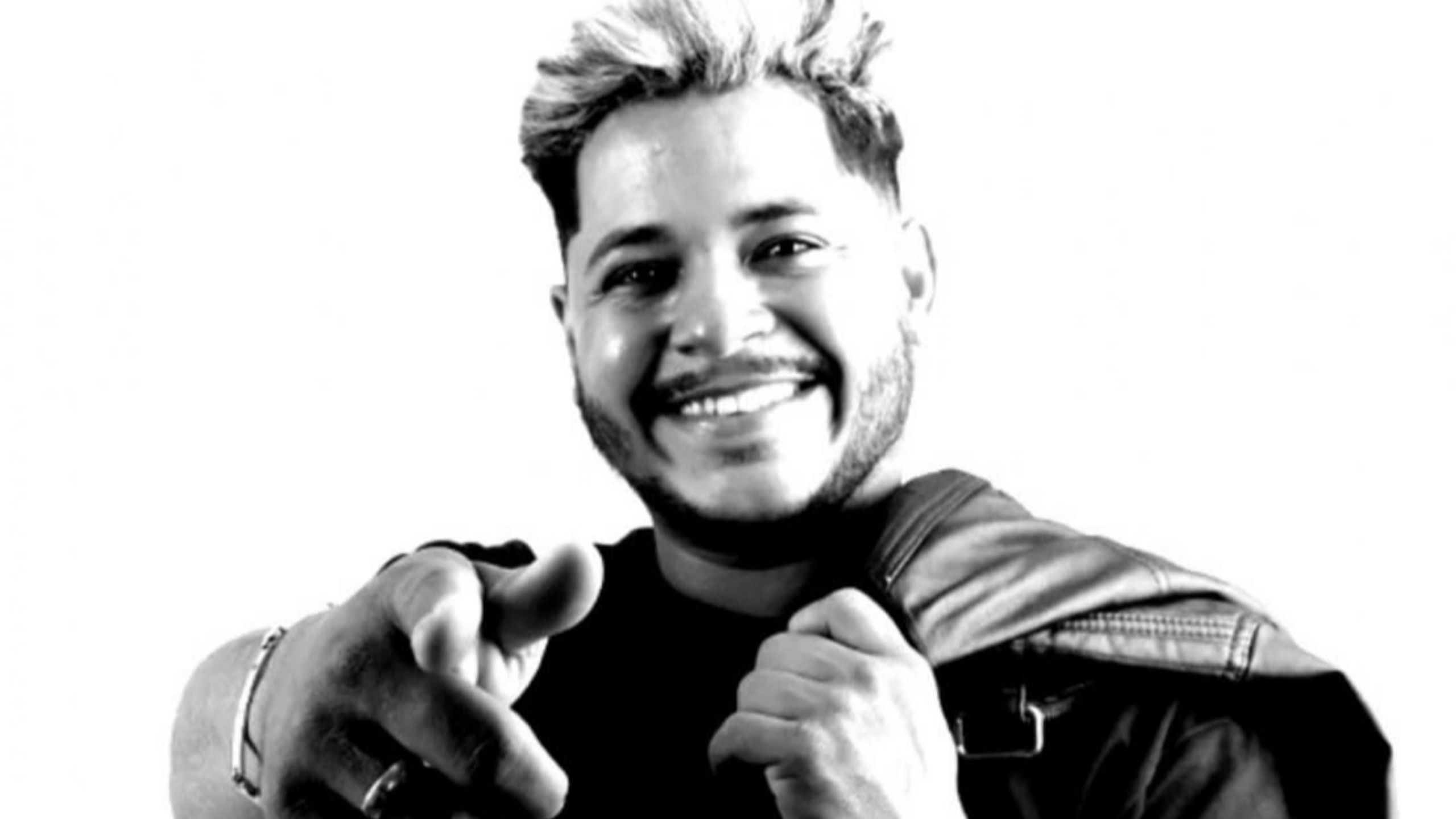 Cantor juazeirense morre em acidente de carro na BA-210