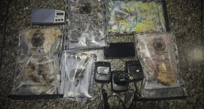 Troca de tiros em Águas Claras termina com suspeitos fugindo e drogas apreendidas