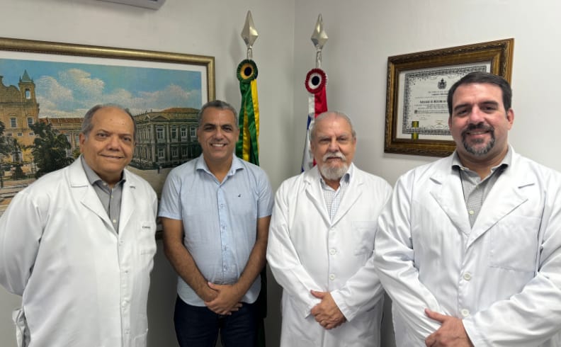 Cezar Leite participa de inauguração da nova sede do Cremeb e recebe elogios