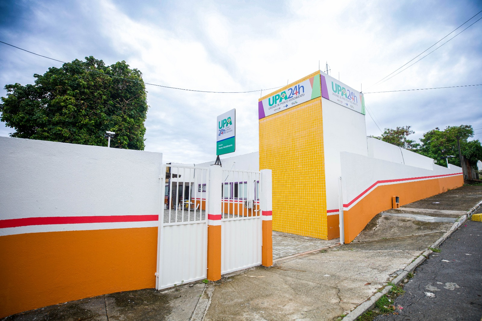 UPA de Arembepe é reaberta após reforma e volta a atender em sede própria