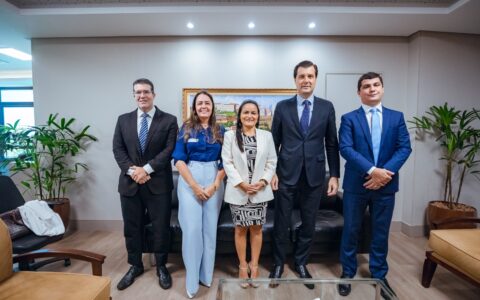 Imagem do post Débora Regis discute nova sede do MP-BA para o município de Lauro de Freitas