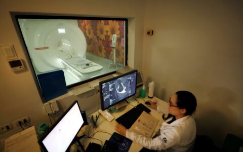 Imagem do post Trabalhadores passam a ter direito à informação sobre vacinação e exames preventivos nas empresas