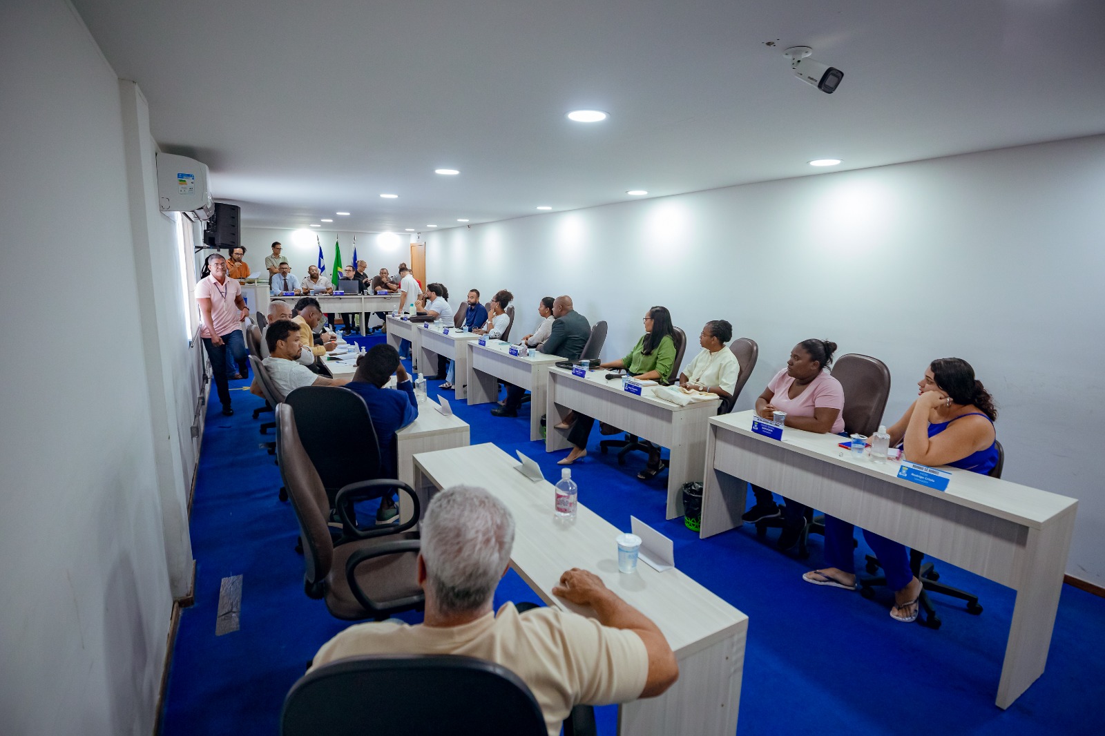 Encontro na Câmara Municipal discute adequações estruturais e continuidade de creches após recomendação do MP