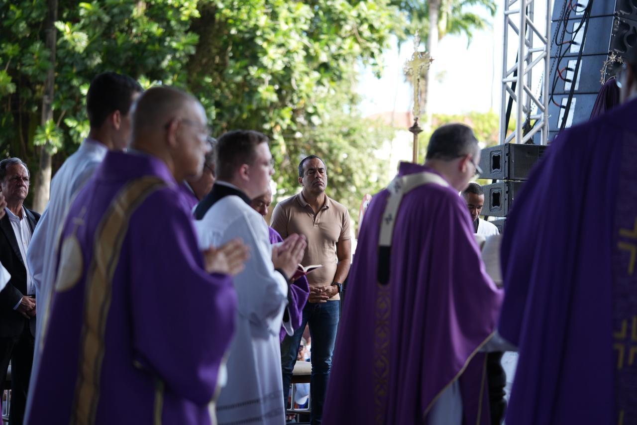 Prefeito Bruno Reis participa da Caminhada Penitencial 2026 e rende homenagens no Dia Internacional da Mulher