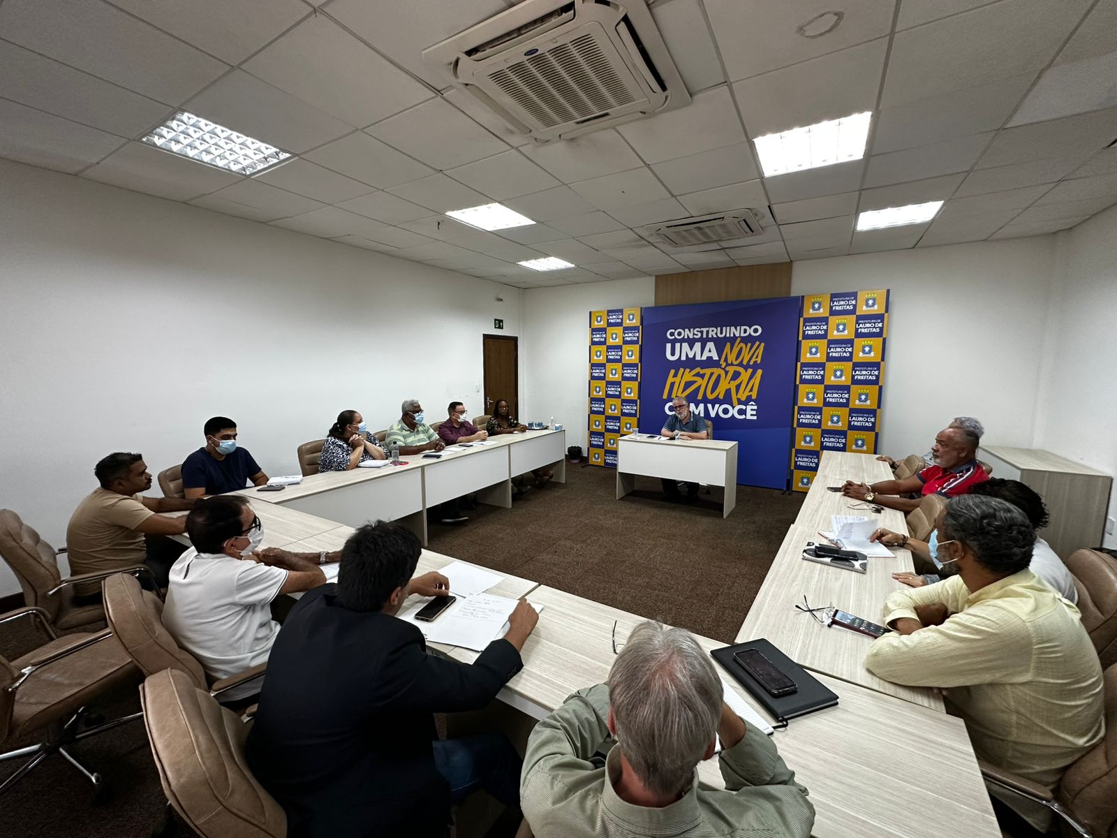 Reunião trata de planejamento estratégico da gestão de Lauro de Freitas
