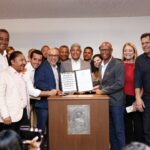 Jerônimo autoriza obras de encostas e macrodrenagem para seis municípios baianos; confira