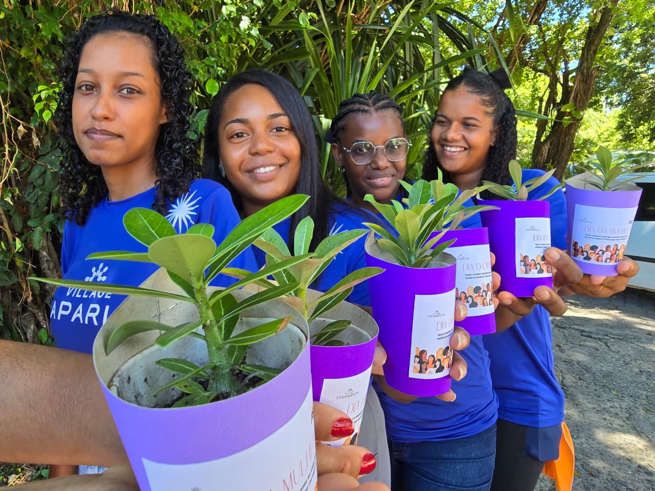Ação de sensibilização marca agenda do mês da mulher no Village Itaparica