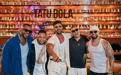 Imagem do post Parangolé se joga no samba e lança “Vida Loka”, feat com a banda cearense Deixe In Off