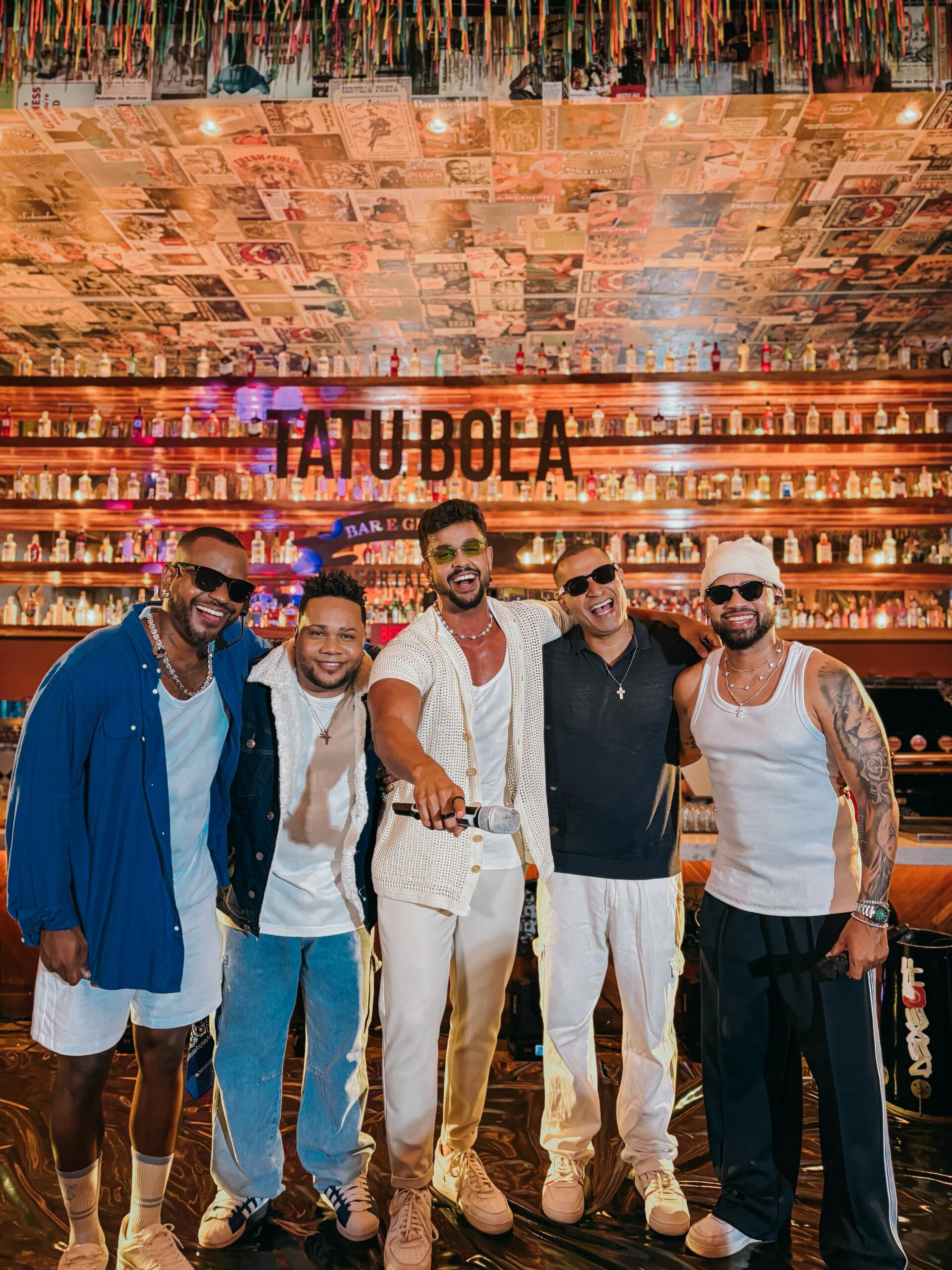 Parangolé se joga no samba e lança “Vida Loka”, feat com a banda cearense Deixe In Off