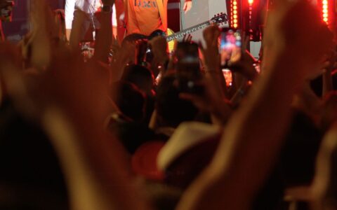 Imagem do post Tuca Fernandes está entre as atrações já confirmadas do Camarote Brahma 2027