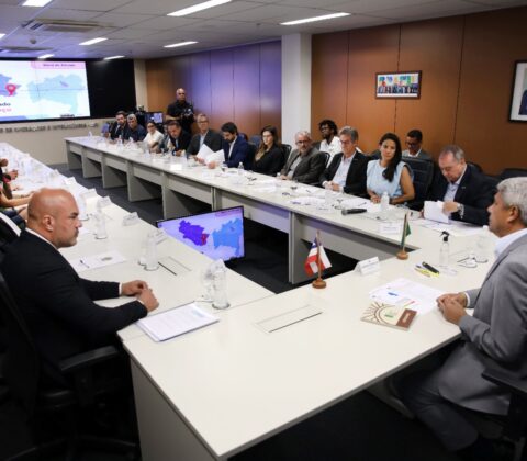 Imagem do post Governador recebe prefeito de Várzea do Poço e discute novos investimentos