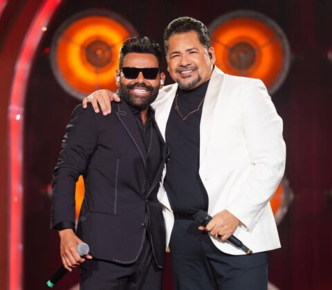 Imagem do post Zezo lança volume 2 do DVD “Sem Fronteiras” com participações de Pablo e Fátima Leão