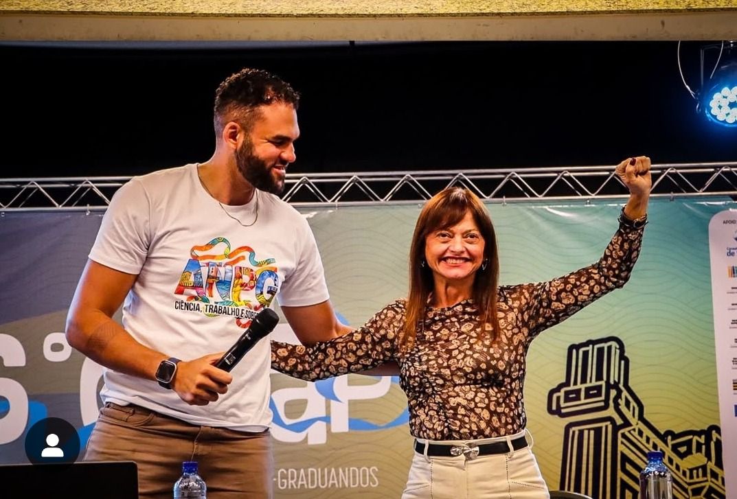 Câmara aprova projeto histórico que pode garantir aposentadoria para mestrandos e doutorandos