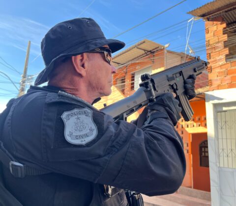 Imagem do post Caso Thamiris: polícia aponta “tribunal do crime” e cumpre mandados em Salvador