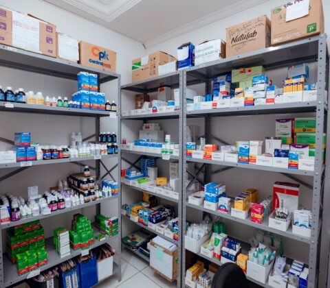 Imagem do post Unidades de saúde de Lauro de Freitas recebem reforço no estoque de medicamentos