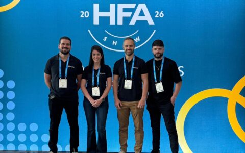 Imagem do post CEO da Rede Alpha Fitness palestra em evento internacional na Califórnia