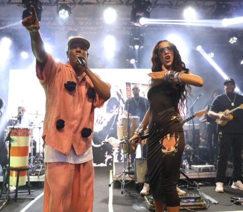 Imagem do post Márcio Victor se apresenta mais um ano no aniversário da cantora Anitta, em São Paulo.