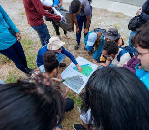 Imagem do post Prefeitura e UFBA realizam mapeamento participativo para preservação da orla em Lauro de Freitas