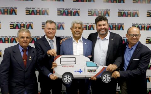 Imagem do post Reunião na Governadoria garante ambulâncias e mais de R$ 36 milhões em investimentos para Valente