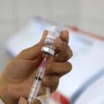 Salvador realiza Dia D contra gripe com mais de 90 pontos de vacinação