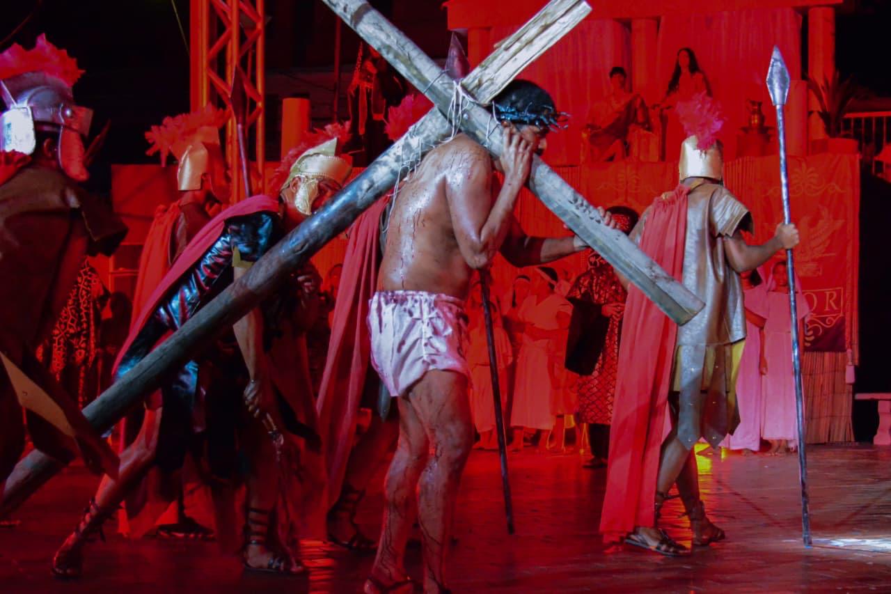 O que fazer no fim de semana? Paixão de Cristo segue em Lauro de Freitas; veja horários