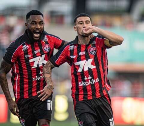 Imagem do post Vitória segura pressão e bate o CRB fora de casa pela Copa do Nordeste