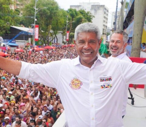 Imagem do post Jerônimo celebra aniversário de Salvador em artigo