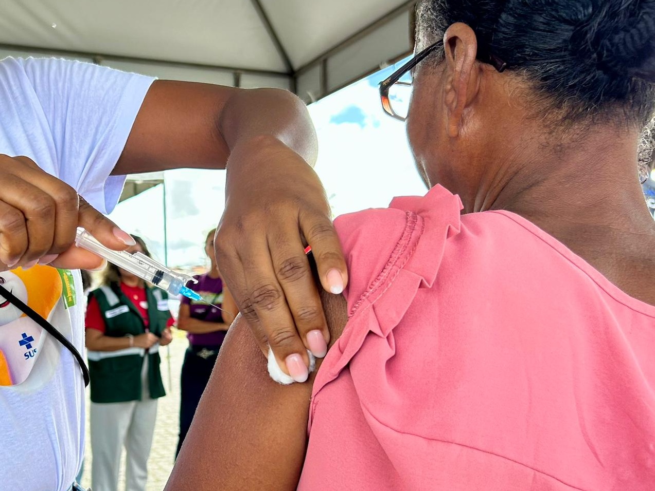 Dia D da gripe em Camaçari aplica mais de 2,3 mil doses e reforça alerta para vacinação