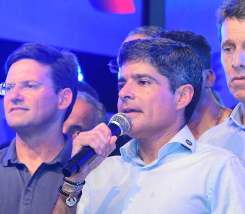 Imagem do post ACM Neto reconhece erros de 2022 e afirma confiança após evento em Feira de Santana