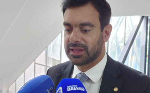 Imagem do post ACM Neto e Flávio Bolsonaro? Líder da oposição revela estratégia de aproximação na Bahia