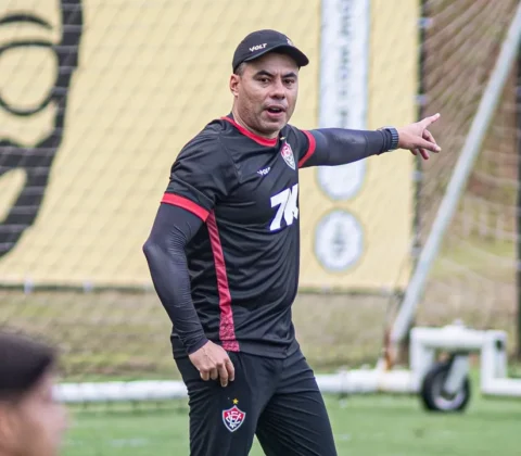 Imagem do post Expulsão, pênaltis e Ba-Vi na final: “Não tem favorito”, dispara Jair