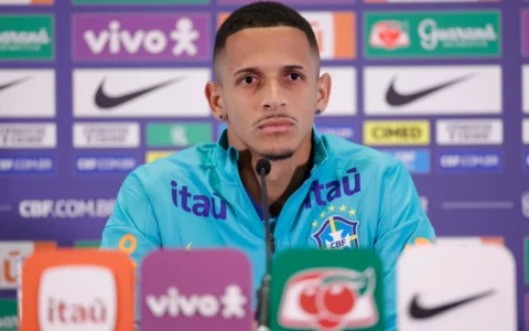 Imagem do post Corte atrás de corte! Ancelotti chama novo nome, ignora Juba e acende alerta na Seleção