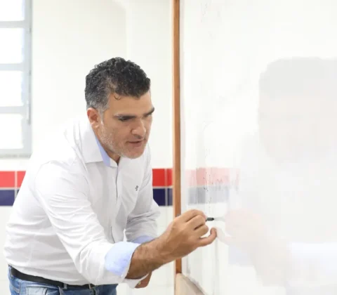 Imagem do post Convocados! Bahia chama mais 146 professores e abre prazo para entrega de documentos