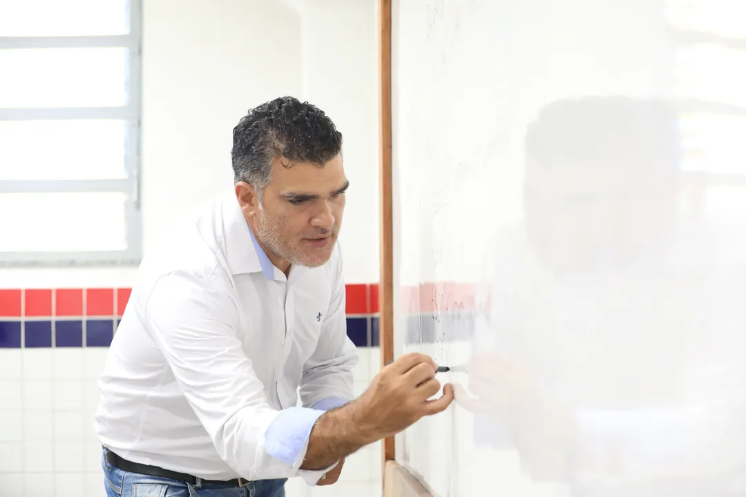 Convocados! Bahia chama mais 146 professores e abre prazo para entrega de documentos