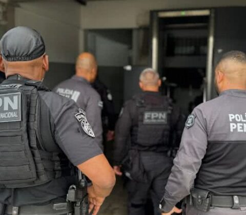 Imagem do post Pix, WhatsApp e propina: esquema de policiais penais em presídio é detalhado