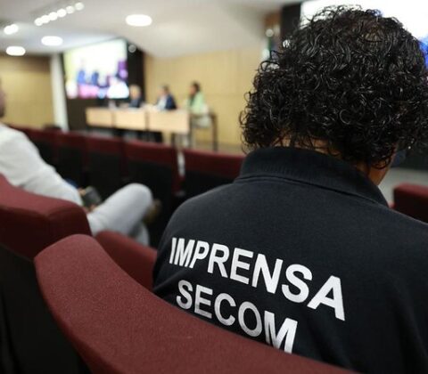 Imagem do post Governo da Bahia abre seleção com salários de R$ 3,8 mil; veja como se inscrever