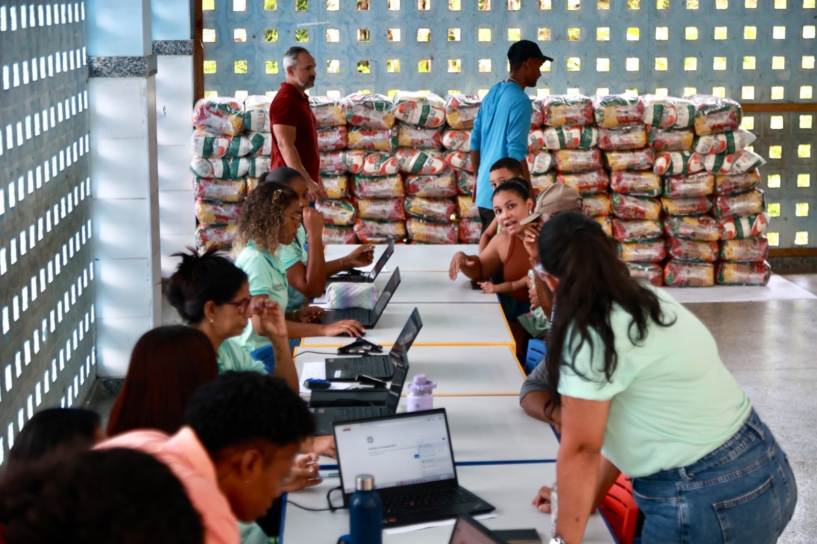 São Tomé de Paripe: veja como pescadores afetados por contaminação podem receber apoio da Prefeitura