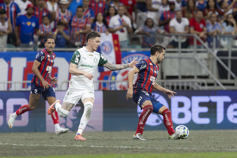 Imagem do post Bahia enfrenta Palmeiras na Fonte Nova de olho na liderança do Brasileirão; veja escalações e onde assistir