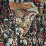 “Incapaz de evoluir”: torcida organizada do Vitória pede saída de Jair Ventura