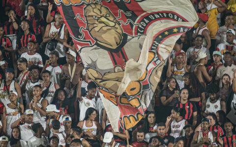 Imagem do post “Incapaz de evoluir”: torcida organizada do Vitória pede saída de Jair Ventura