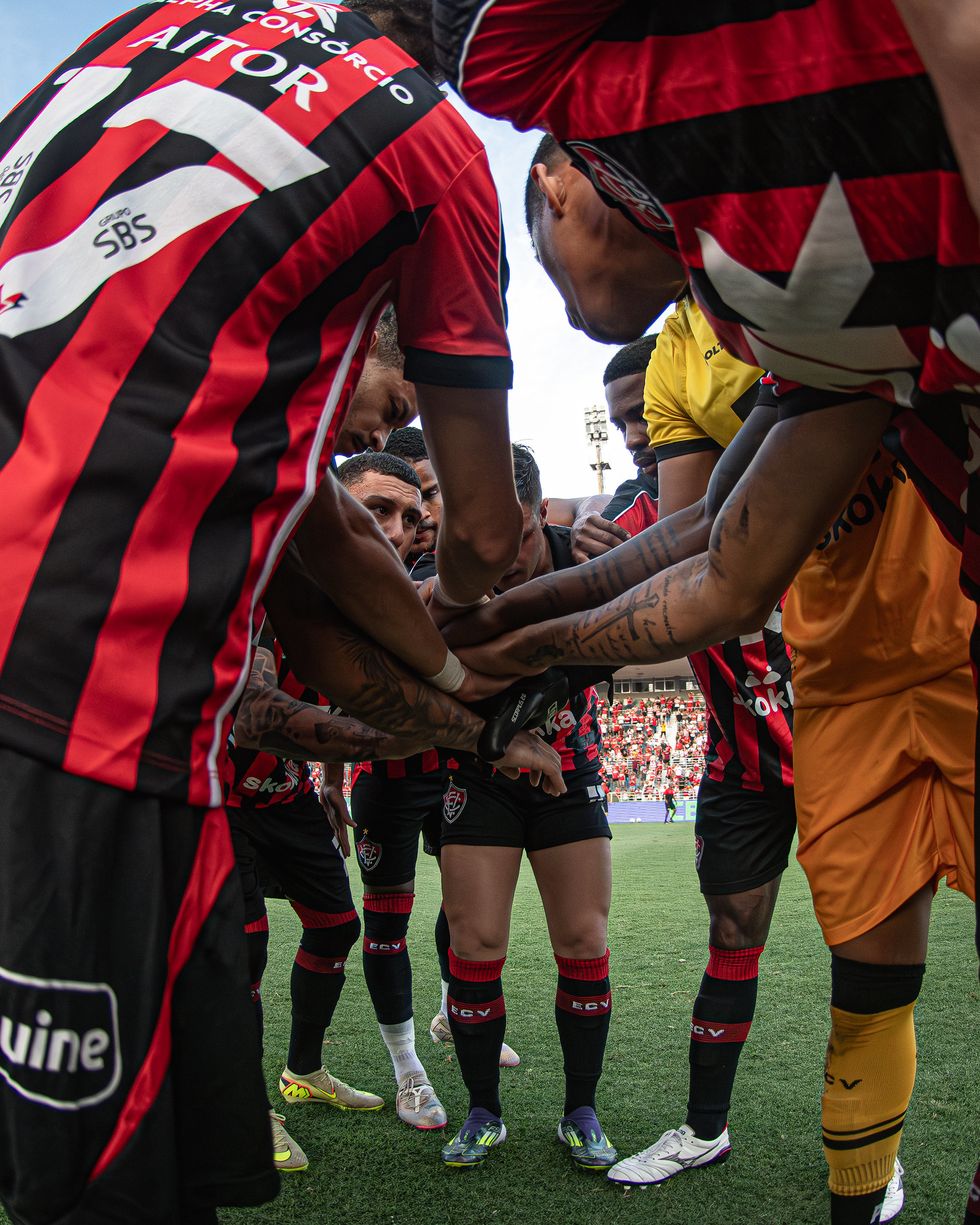 “Gol sobre gol”: Jair Ventura expõe problema repetido após derrota do Vitória