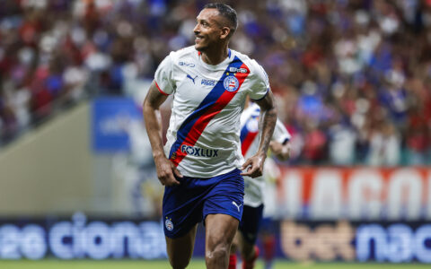 Imagem do post “Nos roubou em casa”: David Duarte detona arbitragem após derrota