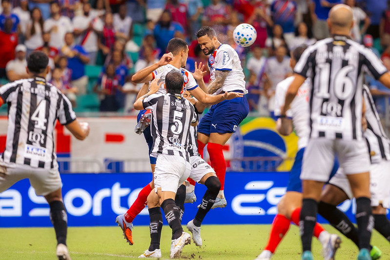 Na raça! Bahia reage na Fonte Nova e arranca empate contra o Santos