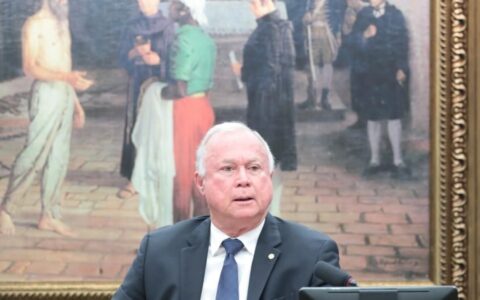 Imagem do post Escala 6×1: Paulo Azi afirma que jornada atual penaliza trabalhadores