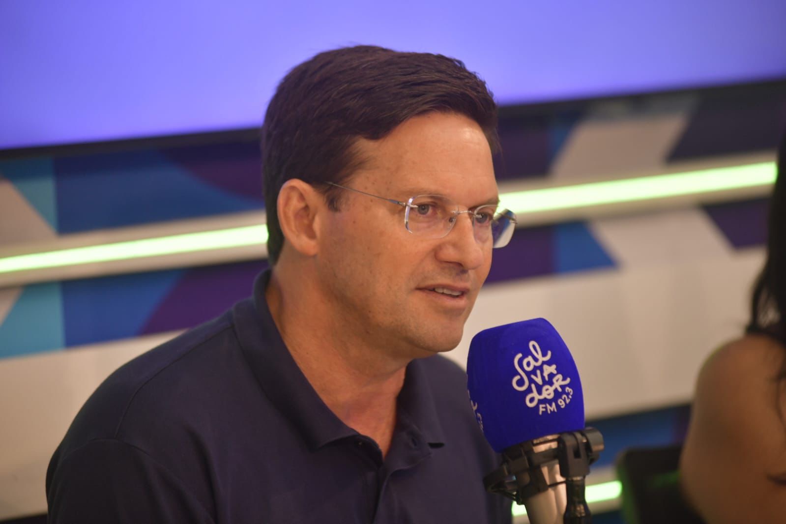 Eleições: João Roma defende Flávio Bolsonaro e aposta na derrota de Lula