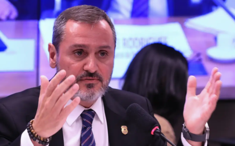 Imagem do post Brasil reage aos EUA e retira credenciais de agente americano na PF em Brasília